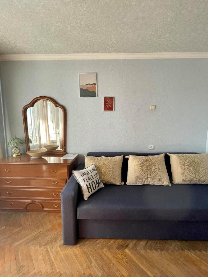Comfortable One Beds With Nice View For Independent Sqr كييف المظهر الخارجي الصورة