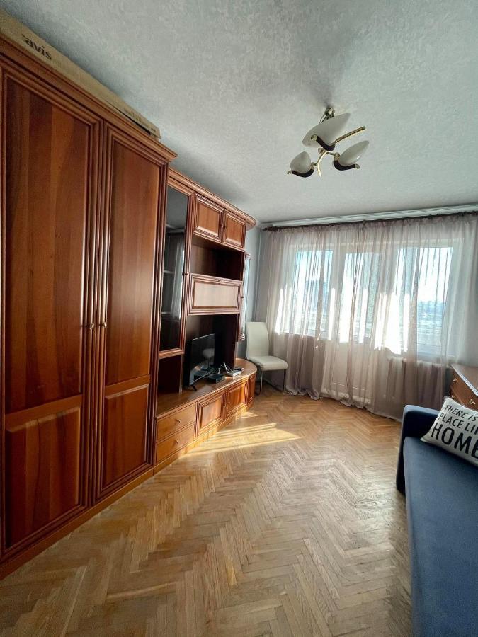 Comfortable One Beds With Nice View For Independent Sqr كييف المظهر الخارجي الصورة