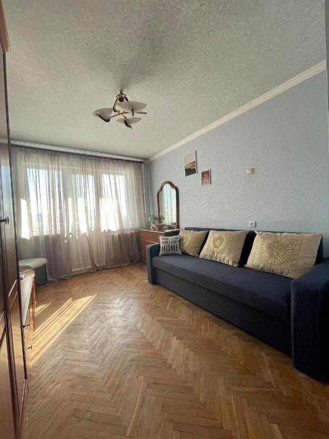 Comfortable One Beds With Nice View For Independent Sqr كييف المظهر الخارجي الصورة
