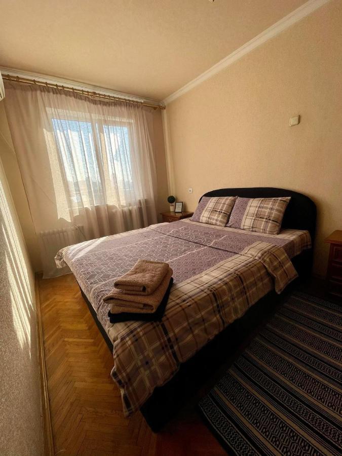 Comfortable One Beds With Nice View For Independent Sqr كييف المظهر الخارجي الصورة