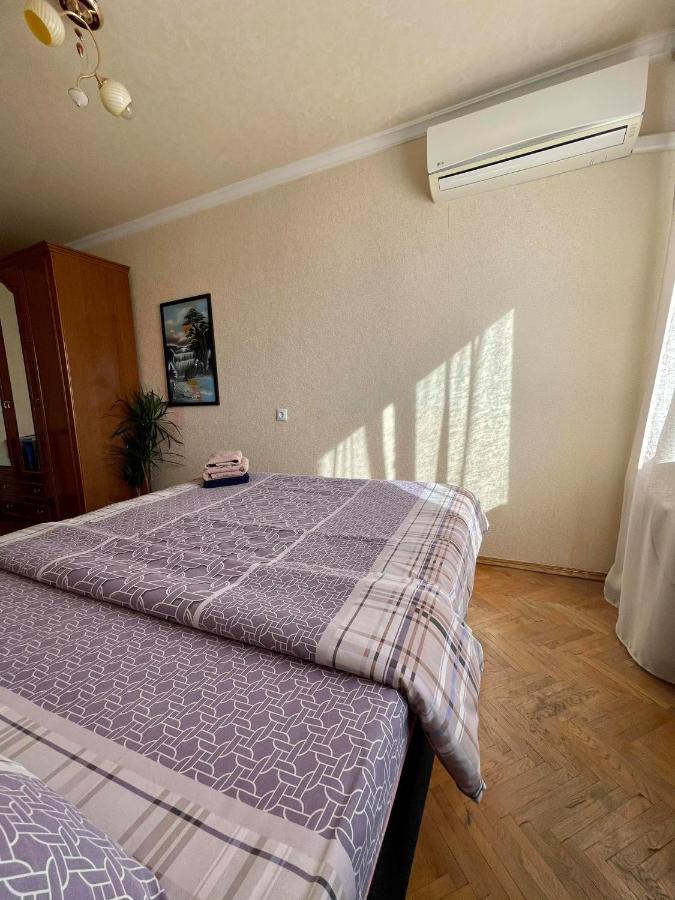 Comfortable One Beds With Nice View For Independent Sqr كييف المظهر الخارجي الصورة