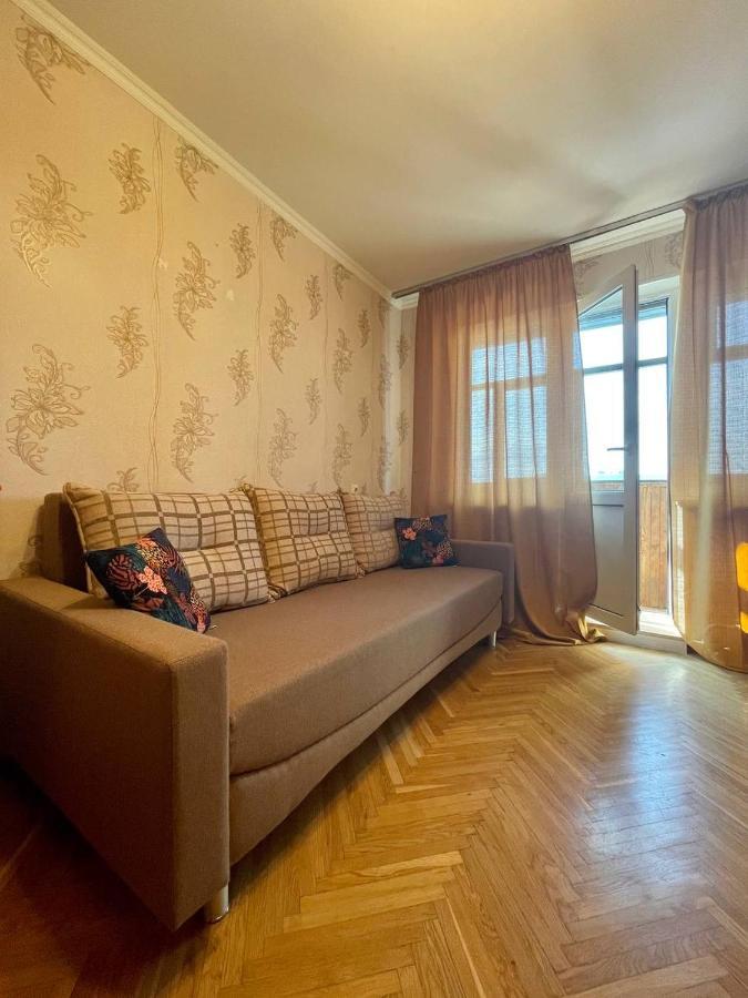 Comfortable One Beds With Nice View For Independent Sqr كييف المظهر الخارجي الصورة