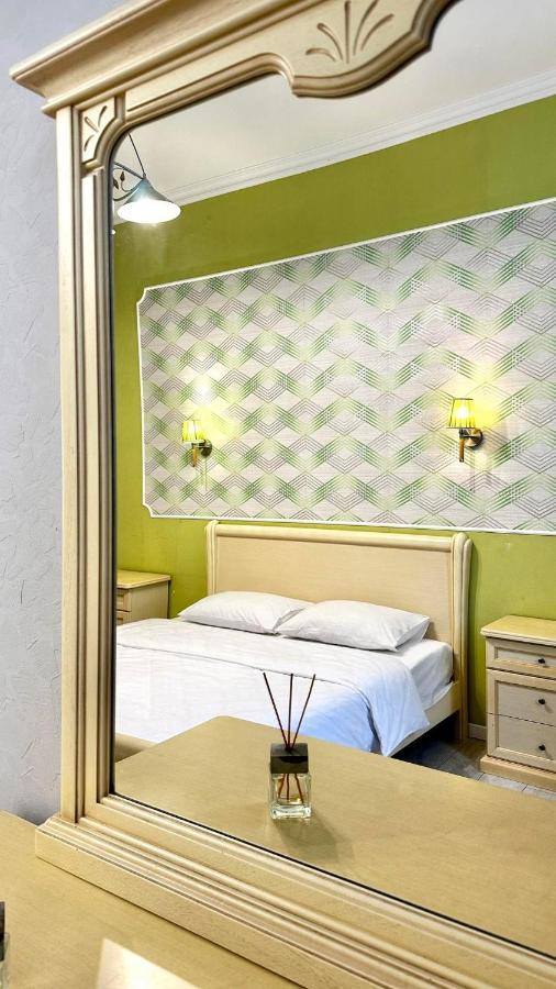 Comfortable One Beds With Nice View For Independent Sqr كييف المظهر الخارجي الصورة