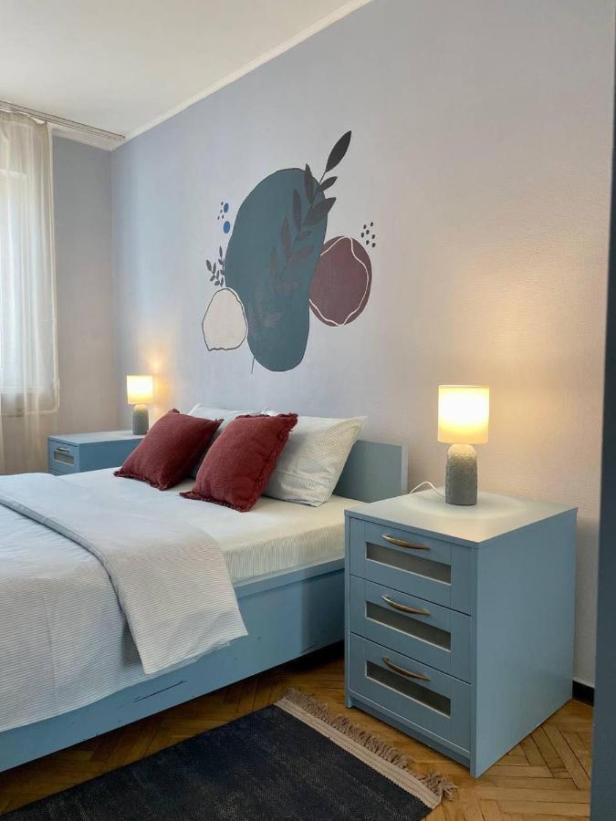 Comfortable One Beds With Nice View For Independent Sqr كييف المظهر الخارجي الصورة